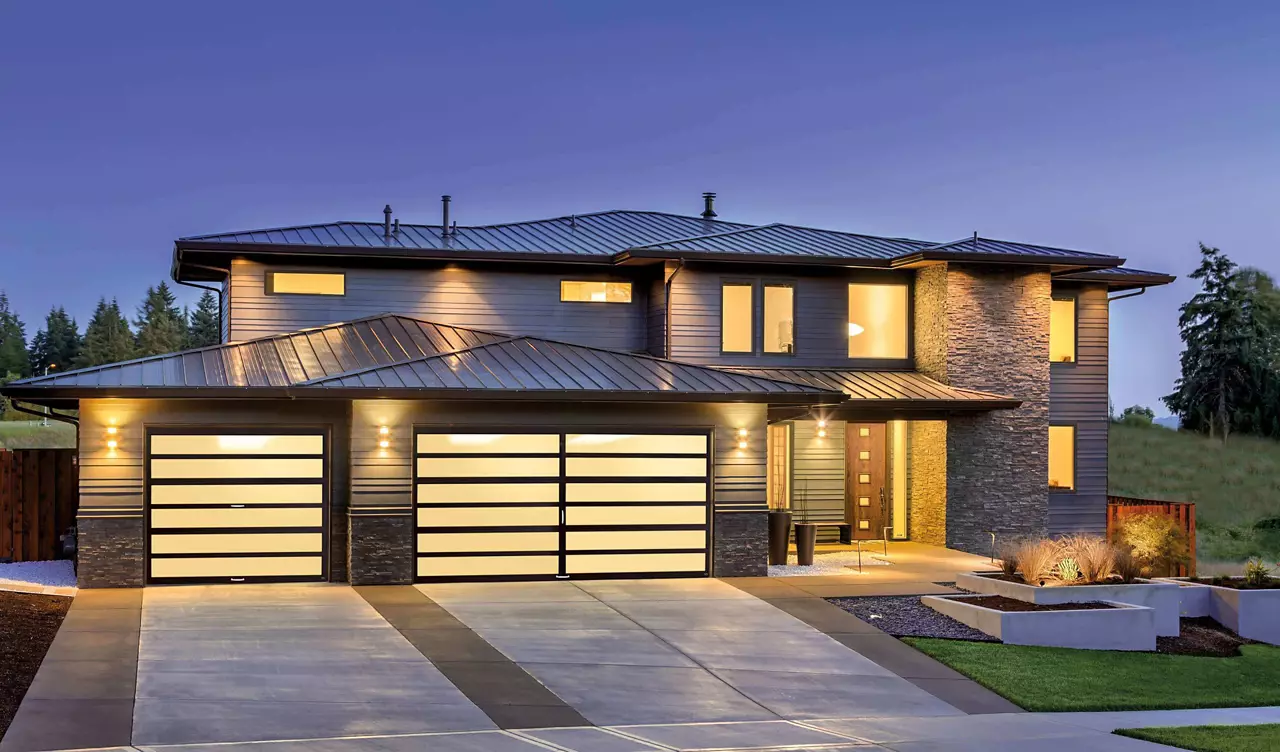 blog-dark-brown-anodized-aluminum-horizon-garage-door